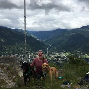 Meet your Posher, Shelaine